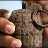 di-sentani-seorang-bocah-temukan-granat-nanas-di-sekitar-tps