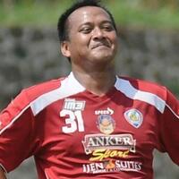 arema-fc-bakal-lakukan-upacara-kecil-kenang-achmad-kurniawan