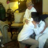 sandiaga-sungkeman-kepada-ibundanya-sebelum-nyoblos