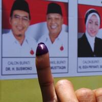 calon-bupati-brebes-idza-kalah-telak-di-kandangnya-sendiri