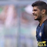 rumor-banega-hengkang-dibantah