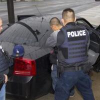 jutaan-imigran-ilegal-segera-diusir-dari-as