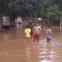 ahok-banjir-jangan-seperti-sinetron-yang-jalan-terus