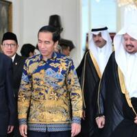 menerima-ketua-majelis-syura-arab-saudi-jokowi-ini-kunjungan-bersejarah