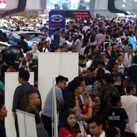 beli-aksesori-di-arena-iims-2017-bisa-langsung-pasang-di-tempat