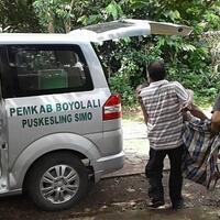 manusia-kayu-asal-boyolali-akhirnya-mau-dibawa-ke-rumah-sakit