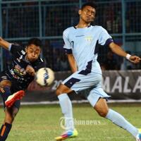 persela-andalkan-para-mantan-pemain-arema-hadapi-persib