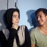 sang-kekasih-tak-lagi-boleh-lihat-auratnya-fairuz-sudah-tutupi-dengan-hijab