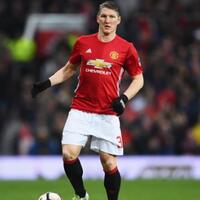 bastian-schweinsteiger-pemain-yang-tak-pernah-mengeluh-kata-paul-scholes