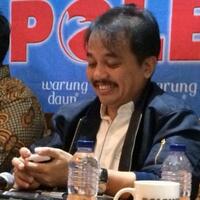 roy-suryo-soal-sikap-demokrat-di-putaran-kedua-lihat-warna-baju-saya