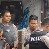 puluhan-polisi-jaga-pemungutan-suara-ulang-di-tps-29-pancoran