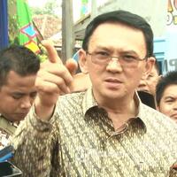 ahok-lu-kira-gua-iseng-tiap-pagi-layani-warga--foto-itu-cuma-sambilan-bos