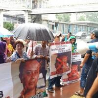 puluhan-orang-gelar-aksi-untuk-mengecam-pimpinan-kpud-dki-jakarta