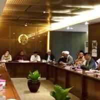 fui-minta-izin-pimpinan-dpr-sebelum-gelar-aksi-212