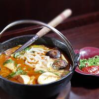 11-restoran-asik-milik-artis-indonesia