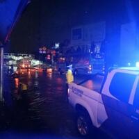 hujan-deras-beberapa-wilayah-jakarta-banjir