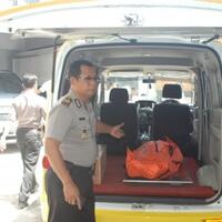 warga-kemang-meninggal-diduga-tersetrum-saat-banjir