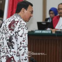 saksi-dalam-sidang-ahok-hanya-ahli-agama-islam-yang-boleh-tafsirkan-alquran
