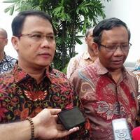 alumni-kelompok-cipayung-sampaikan-lima-pokok-pikiran-kepada-jokowi