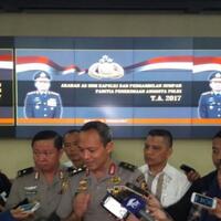 polri-buka-lowongan-11425-anggota