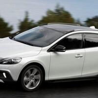 rumornya-volvo-s60-dan-v40-cross-country-bersiap-siap-cium-aspal-di-indonesia