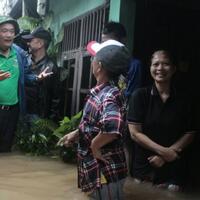 djarot-ingatkan-anak-bermain-air-di-lokasi-banjir-jangan-sok-jago