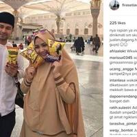 raffi-ahmad-pamer-foto-dagangan-saat-umrah-netizen-ibadah-kok-pakai-ngiklan-sih