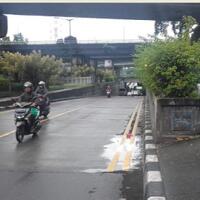 banjir-surut-ruas-jalan-cawang-priok-kini-lancar