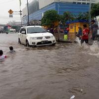dua-akses-tol-ditutup-lalu-lintas-arah-ke-pondok-indah-dialihkan