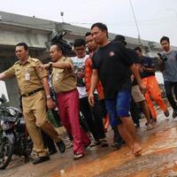 banjir-masih-hantui-jakarta-ahok-tunggu-sampai-normalisasi-selesai