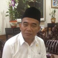 mendikbud-ancam-sanksi-penerbit-buku--aku-berani-tidur-sendiri