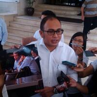 andre-gerindra-rakyat-mendukung-pemerintah-hadapi-freeport