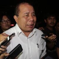 amran-mustary-berikan-amplop-rp-750-juta-kepada-25-kasubdit-bina-marga