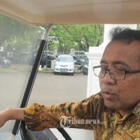 politisi-jadi-hakim-mk-pratikno-serahkan-keputusan-kepada-pansel