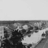 temuan-sisa-fondasi-pintu-air-kuno-di-kali-besar-akan-dilestarikan