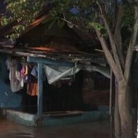 novi-eka-meliana-ibu-muda-korban-banjir-dikenal-pintar-menjahit