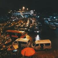 nongkrong-bareng-kamera-henpon