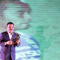 umuh-muchtar-targetkan-persib-bandung-lolos-dari-perempat-final