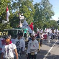 ribuan-krama-adat-minta-delegasi-dan-pemerintah-tolak-reklamasi-teluk-benoa