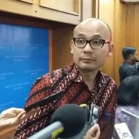 tri-dan-umi-bebas-setelah-dimaafkan-gubernur-jeddah