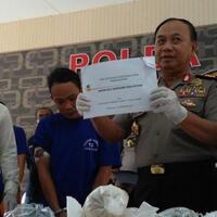 iwan-pernah-kirimkan-paket-narkoba-ke-jakarta-kali-ini-dapat-paket-22-kilogram-sabu