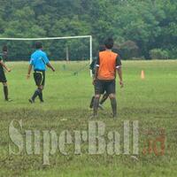 lapangan-aldiron-pancoran-berlumpur-bikin-sulit-seleksi-pemain-timnas-u19