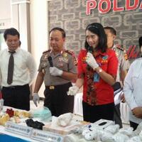 polda-kalbar-musnahkan-1489-gram-sabu-dan-3000-pil-happy-five