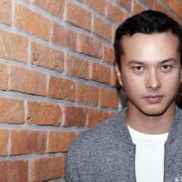 percayakan-nicholas-saputra-pada-mitos-di-suku-pedalaman