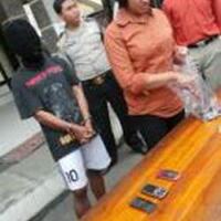 ancam-akan-sebarkan-foto-seksinya-ke-medsos-andy-leluasa-mencabuli-siswi-sma