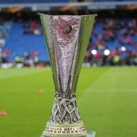 inilah-klub-yang-melenggang-ke-16-besar