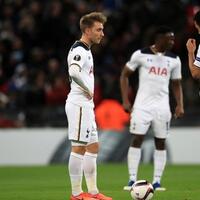 harry-kane-cetak-gol-bunuh-diri-tottenham-tersingkir-dari-liga-eropa
