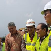 ahok-ogah-kena-panas-saat-tinjau-venue-pacuan-kuda-di-pulomas