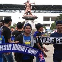neng-geulis-asal-bandung-ini-yakin-persib-hancurkan-mitra-kukar