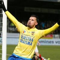 peluang-tim-stefano-lilipaly-untuk-promosi-ke-eredivisie-mulai-terbuka